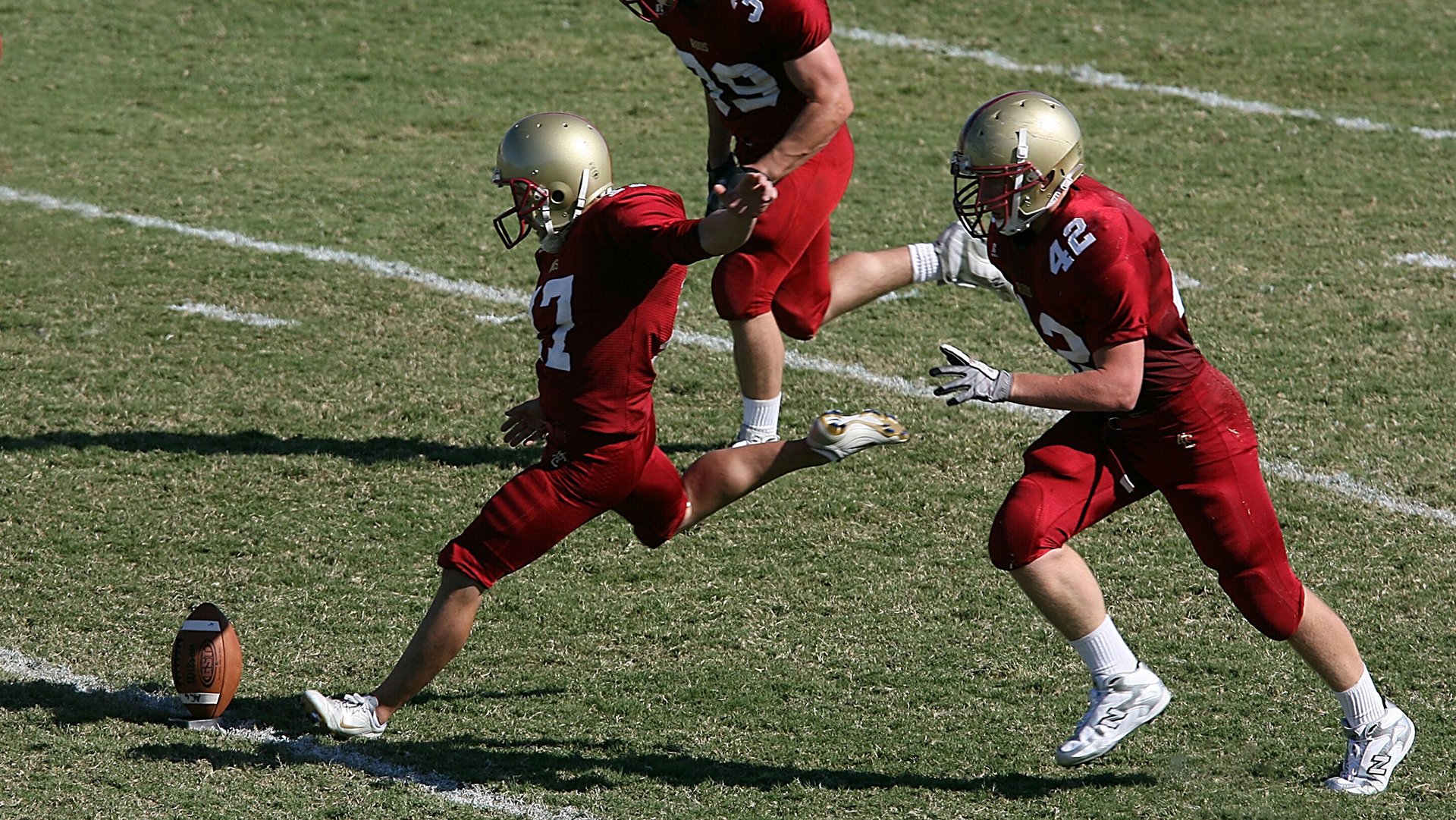 开云体育登录-虚构终战，马赛人的伤口与莫德里奇的烛火